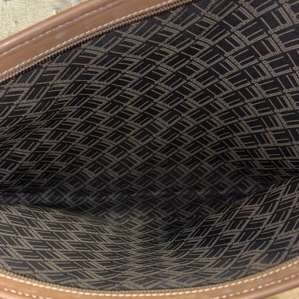 Dunhill sophisticated laptop